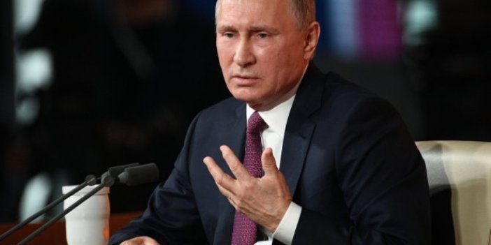 Vladimir Putin anayasa değişiklik yasasını onayladı