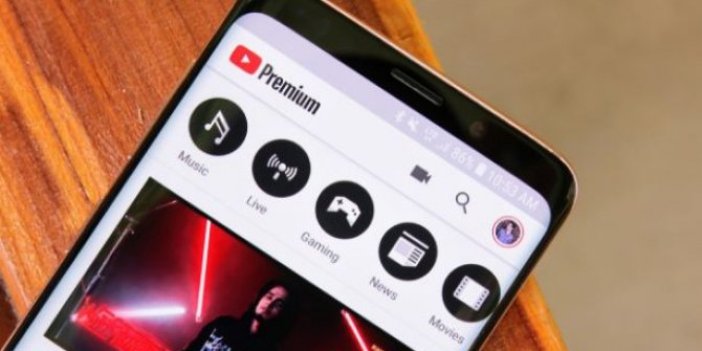 Samsung kullanıcılarına ücretsiz YouTube Premium!