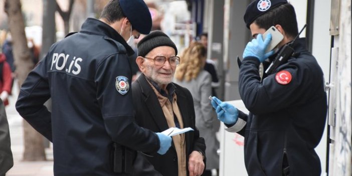93 yaşındaki Ahmet dede fatura ödemeye giderken yakalandı!