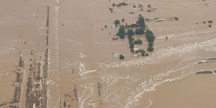 Baraj duvarı çöktü 56 kişi yaralandı