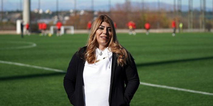 Kayserisporlu futbolcular, başkanları Berna Gözbaşı'nı unutmadı