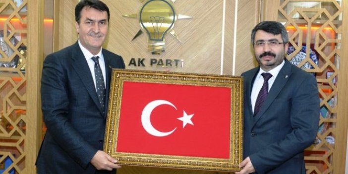 AKP'li başkanın seçim şarkısı için ödediği ücret dudak uçuklattı!