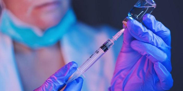 Rus bilim insanları korona aşısını kendilerinde denedi! Sonuç şaşırtıcı