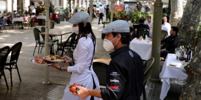 İspanya'da aşçılar önlük bıraktı