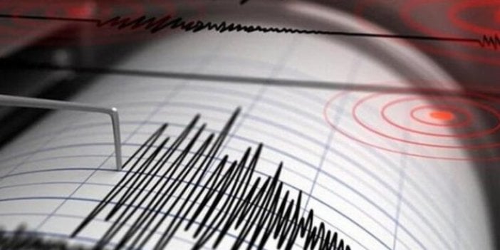 İzmir'de korkutan deprem