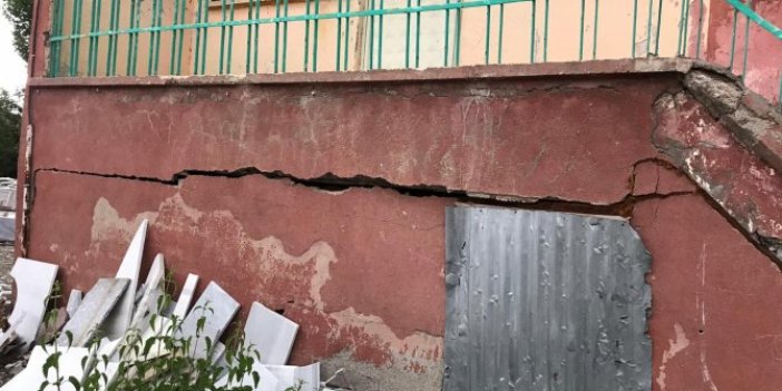 Bingöl'deki depremin ardından bölgeden ilk görüntüler