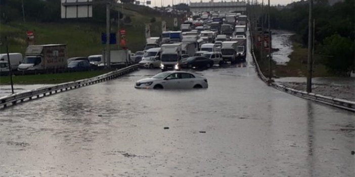 Trafiğe çıkacaklar dikkat! İstanbul felç