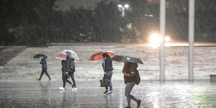 Meteorolojiden 3 il için "kuvvetli sağanak" uyarısı