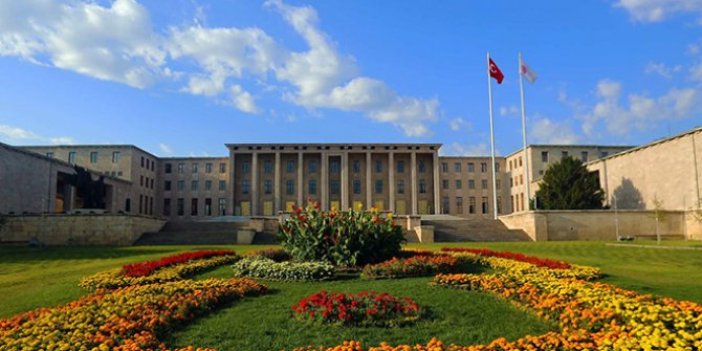 İki günde 8 çalışanda korona çıkınca Meclis'te o bölüm kapatıldı