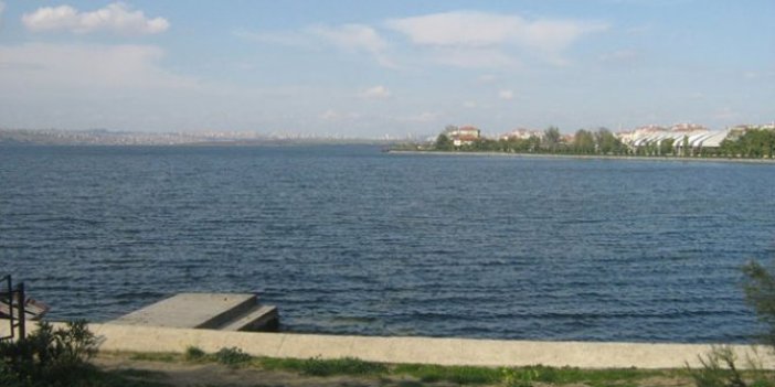 Bakanlık ‘Ölü göl’ demişti: İBB, Küçükçekmece gölü için harekete geçiyor