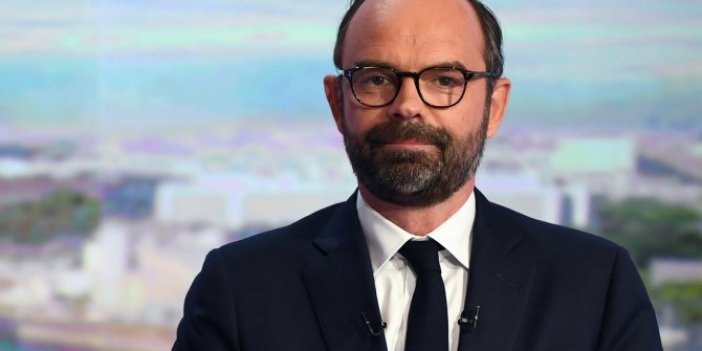 Fransa'da görevinden istifa eden Başbakan Edouard Philippe'ye soruşturma