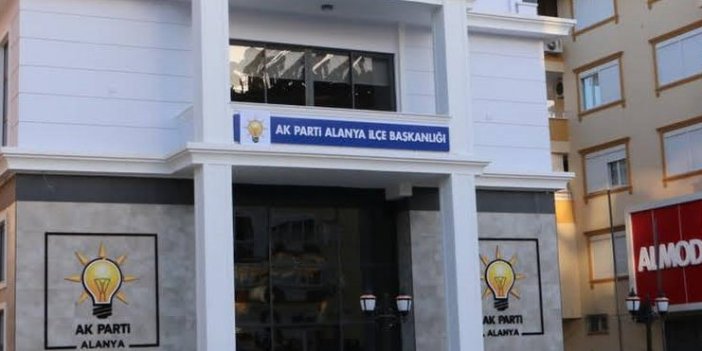 Şok iddia: AKP Alanya ilçe binasında tonlarca kaçak su kullanıldı