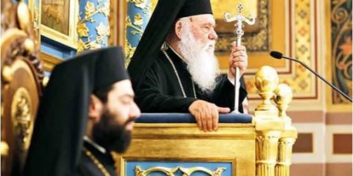 Bayrak rezaleti sonrası Yunan Kilisesi liderinden küstah sözler!