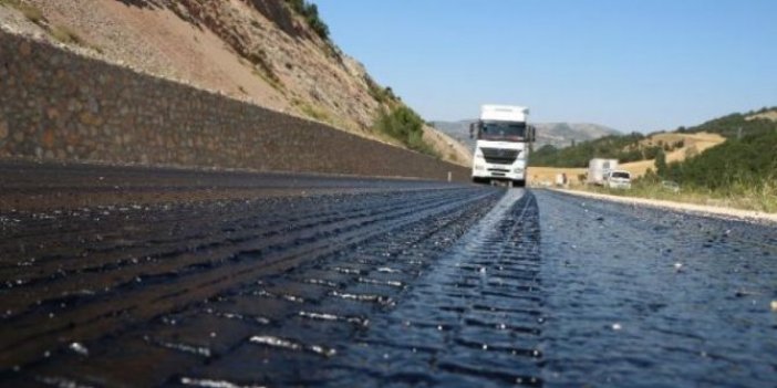 35 derece sıcaklık asfalt eritti