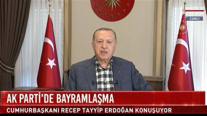 Cumhurbaşkanı Erdoğan, konuşması sırasında prompter durunca böyle tepki verdi