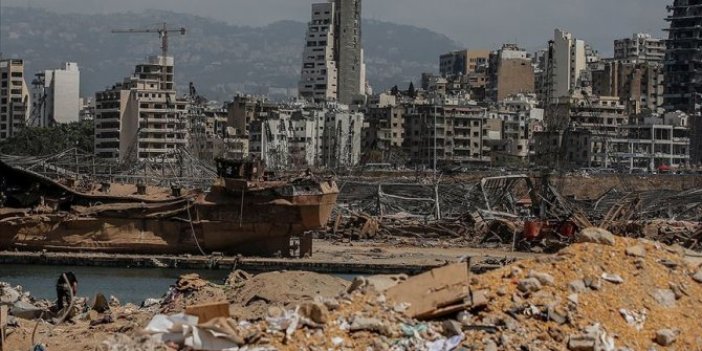 Lübnan'da patlamanın ardından ikinci istifa