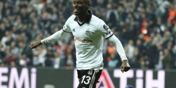 Atiba Hutchinson, 1 yıl daha Beşiktaş’ta