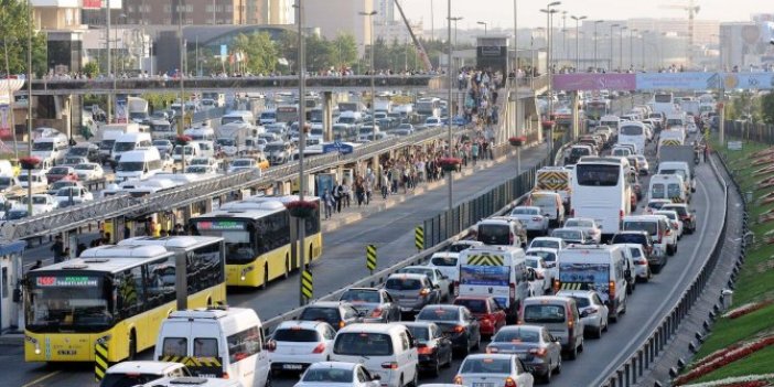 Trafikteki herkes görüyor: Çok az kişi biliyor