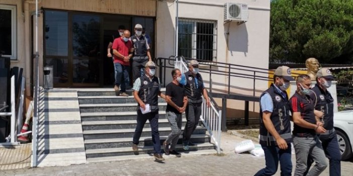 Aydın'da polis kargocu kılığına girdi! Yıllarca aranan iki suçluyu yakaladı
