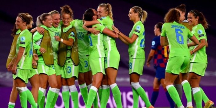 UEFA Kadınlar Şampiyonlar Ligi’nde ilk finalist Wolfsburg