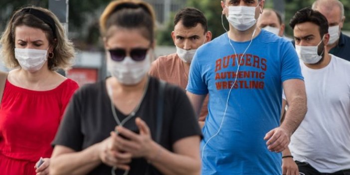 Türk bilim insanı korona virüste yasakların geri gelmemesi için tek şansımızı açıkladı