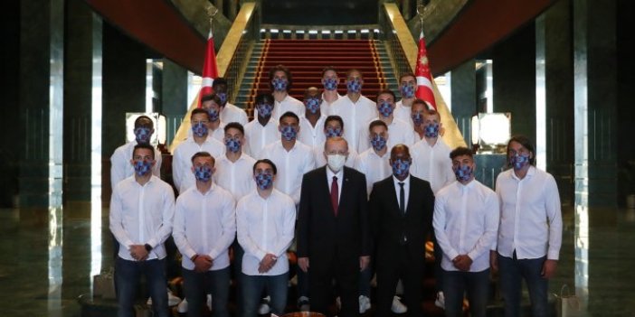 Cumhurbaşkanı Erdoğan, Trabzonspor'u ağırladı