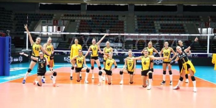 VakıfBank AXA Sigorta Kupa Voley’de çeyrek finale yükseldi