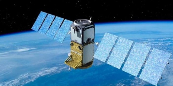 'Gökyüzünde dengeleri değiştirecek' diye duyuruldu: Türkiye'nin uydusunu Space X gönderecek