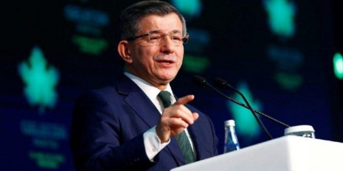 Gelecek Partisi’nde kongre tamamlandı: Ahmet Davutoğlu yeniden genel başkan seçildi!