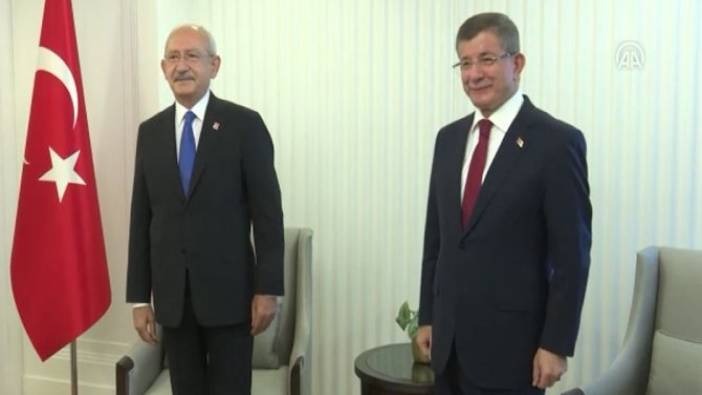 Kemal Kılıçdaroğlu ve Ahmet Davutoğlu'ndan sürpriz görüşme