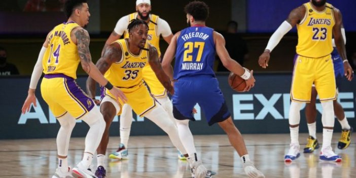 Los Angeles Lakers galibiyetle başladı