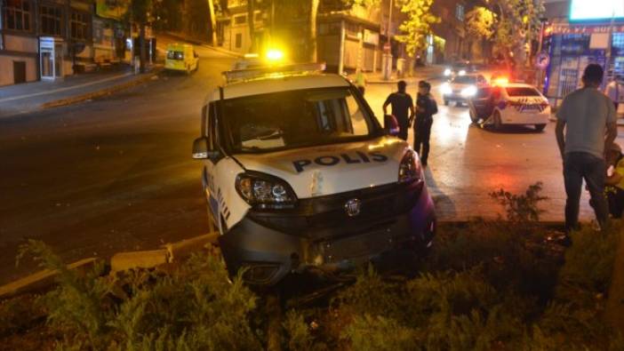 Kahramanmaraş'ta polis aracı kovalamaca esnasında kaza yaptı