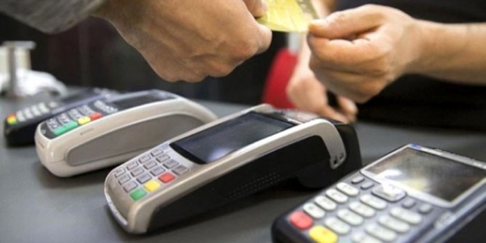 Kredi kartı kullananlar dikkat: Yönetmelik değişti, Resmi Gazete'de yayımlandı
