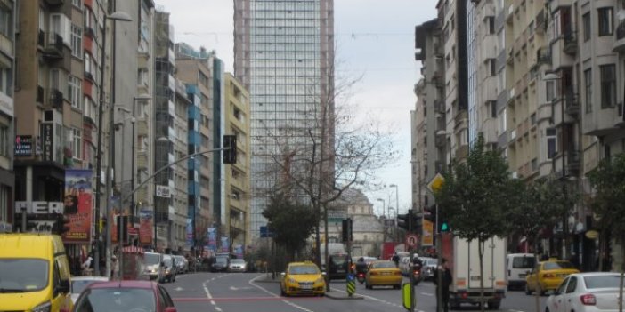 Korona virüs İstanbul'u böyle vurdu: Siz misiniz, para üstüne para isteyen ev sahipleri