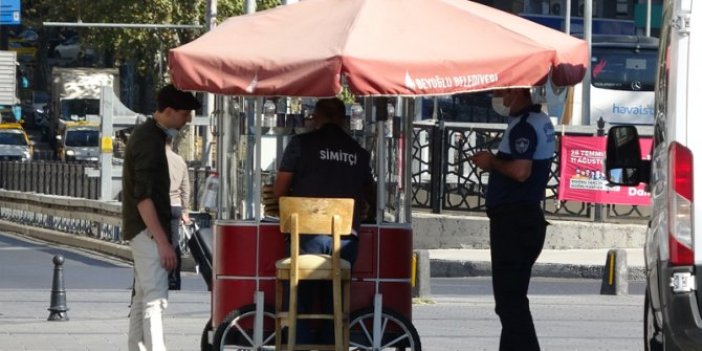 İBB'den Taksim ve İstiklal'deki simit tezgahlarının kaldırılmasına ilişkin açıklama