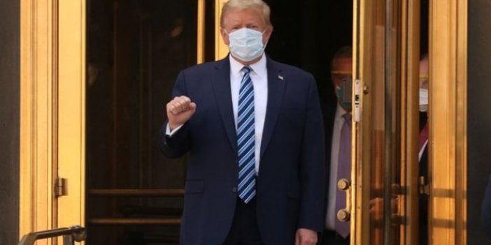 Donald Trump hastaneden taburcu oldu!  4 gündür korona virüs tedavisi görüyordu! Yürüyerek çıkan ABD Başkanı gazetecilere "Her şey yolunda" işareti yaptı