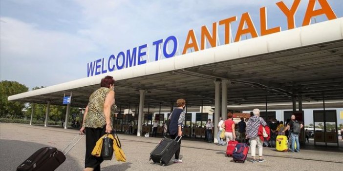 Antalya Havalimanı 179 rotadan 7 milyon yolcuyu ağırladı