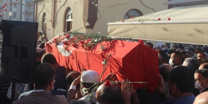 Kilis Belediye Başkanı Mehmet Abdi Bulut son yolculuğuna uğurlandı