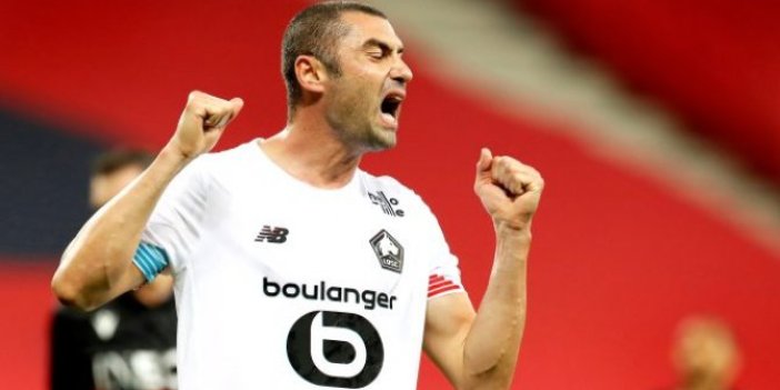 Burak Yılmaz attığı 2 golle bir ilki gerçekleştirdi