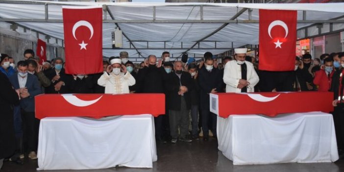 Hakkari'de PKK'lı teröristlerin şehit ettiği işçiler son yolculuklarına uğurlandı