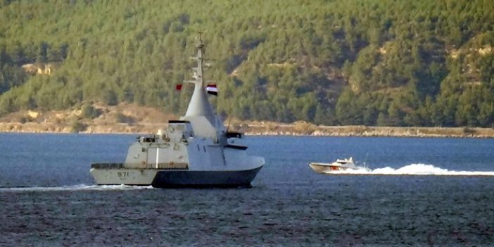 Mısır savaş gemileri Çanakkale Boğazı'ndan geçti