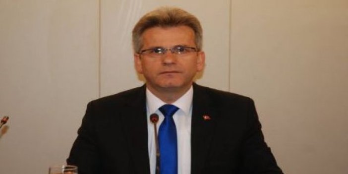 Hastaneler doldu yoğun bakımlar yetmiyor. Acıpayam Belediye Başkanı Hulisi Şevkan hoparlörden uyardı