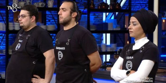 MasterChef'de yeni sezon müjdesi. 15 Kasım MasterChef Türkiye'de elenen isim kim oldu? MasterChef 'de Esra mı Barbaros mu Eray mı elendi?