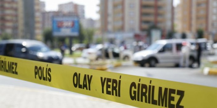 Afyon'da karantinadaki baba, engelli oğlunu bıçakladı