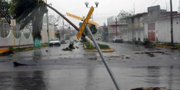 Meksika felaketi yaşadı. 22 kişi hayatını kaybetti