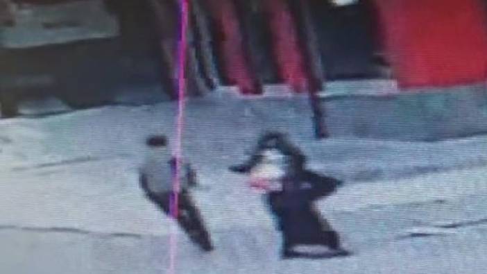 Gaziosmanpaşa'da telefonla konuşan kadına hırsızlık şoku. Gizlice arkasından yürüdü ve hamlesini yaptı