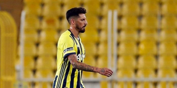 Fenerbahçeli taraftarlardan Jose Sosa'ya sert tepki