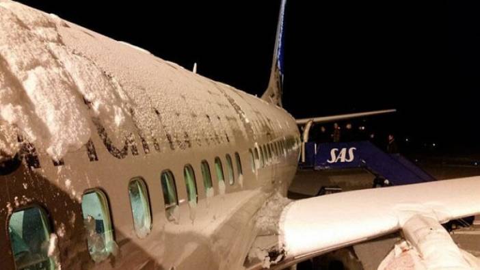 ABD'yi kar vurdu. Uçak seferleri iptal edildi