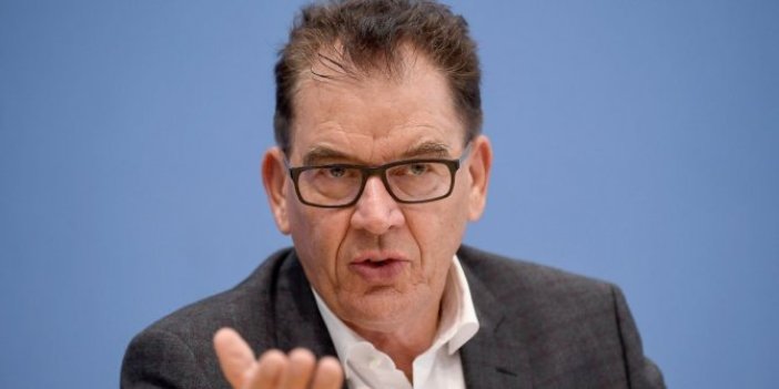 Almanya Kalkınma Bakanı'ndan Midilli Adası'na ağır eleştiri