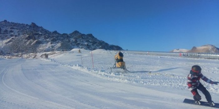 Erciyes'te kayak sezonu başladı